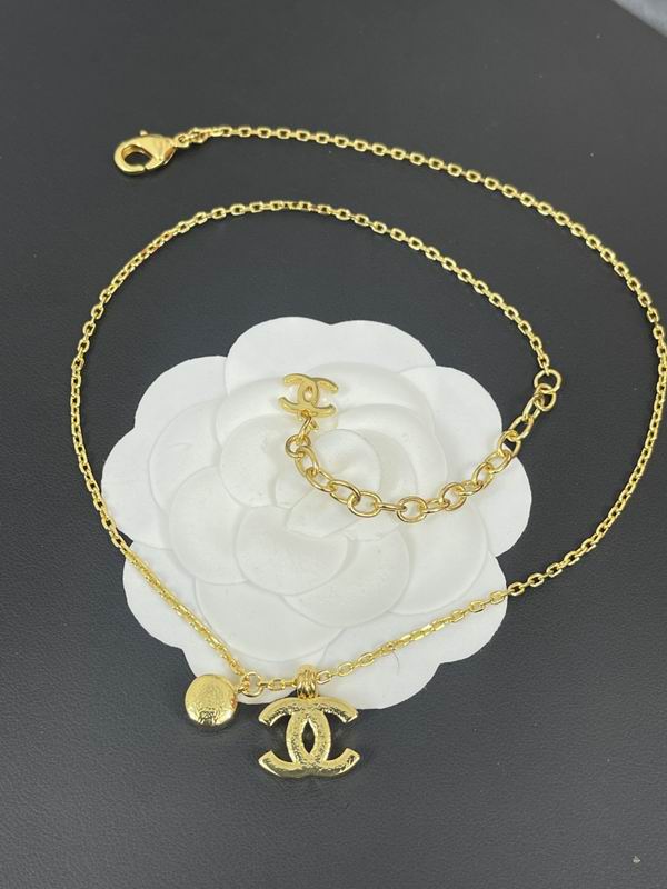 Chanel Necklace 04yxs402